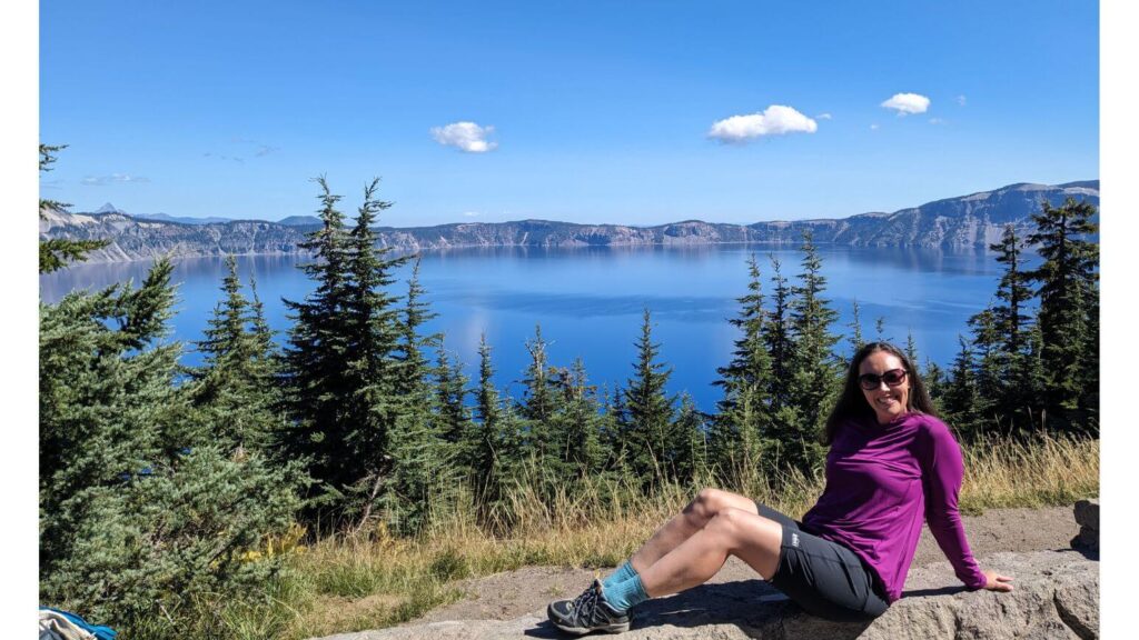 Discovery Point Trail overlooking Crater Lake