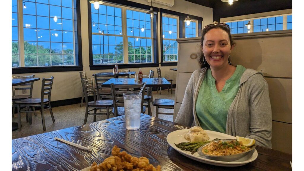 10 Days in Maine - dinner at Pepper's Landing