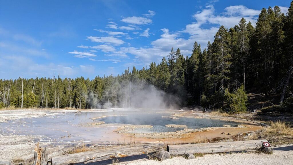 Solitary Geyser